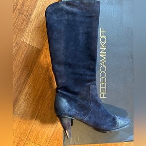 REBECCA MINKOFF Boston Boots in Navy waxed suede